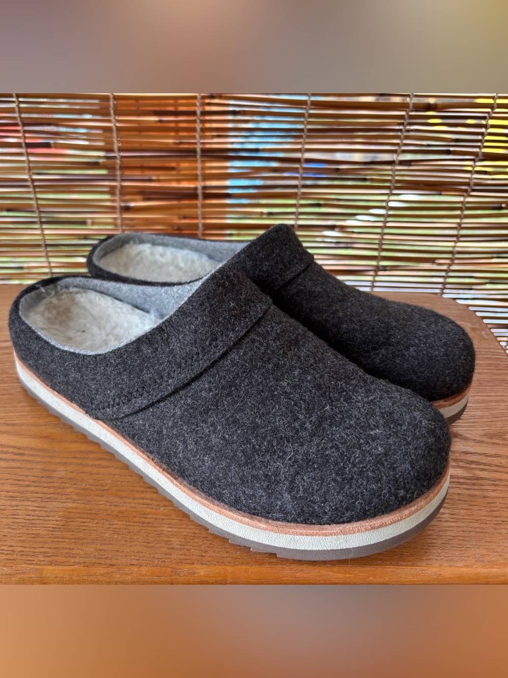 Merrell Juno Wool Clogs - Picture 2 of 10